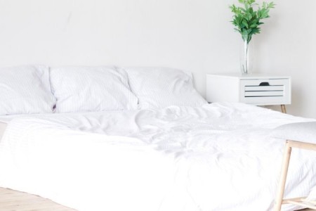 5 tips on how to keep your white sheets white