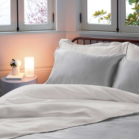 Fronha de almofada com abas