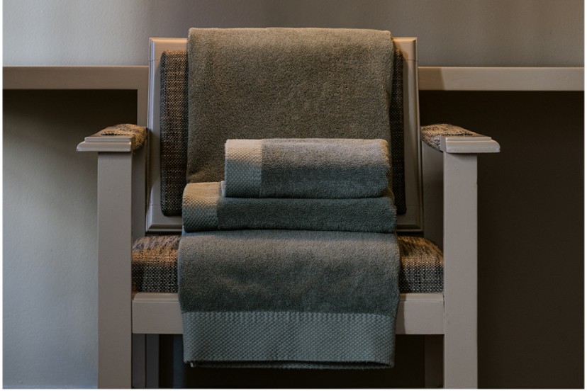 More Colour for Your Bathroom, with Egyptian Cotton™